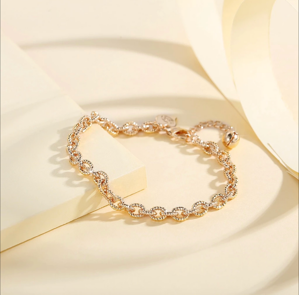 Waterproof 18K Gold-Plated Pattern Bracelet