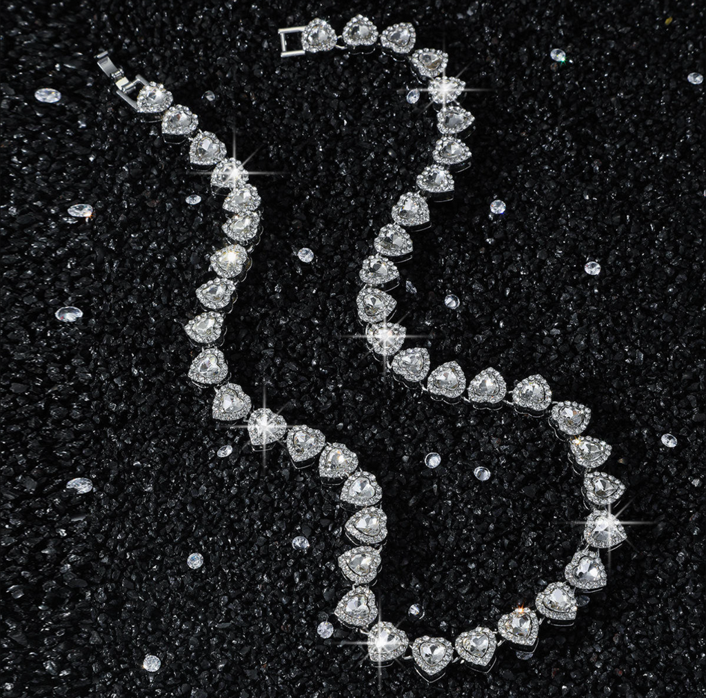 10mm Heart-Shaped Bangle Bracelet
