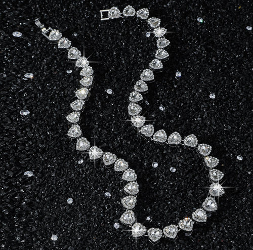 10mm Heart-Shaped Bangle Bracelet